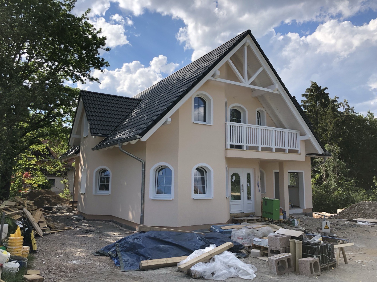 Dom Tradycyjny z Balkonem, Niemcy